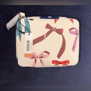 Vera Bradley Travel Pill Case Daily Medicine Organizer with Bow Design